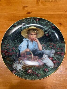 Sandra Kuck Collector Plate, Under The Apple Tree  Reco 1988 Collection
